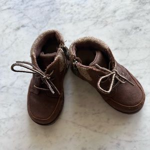 UGG toddler boots | size 8